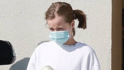 Vivienne Jolie-Pitt, 12, Steps Out In White Sweater Black Shorts For A Solo Coffee Run — See Pics - hollywoodlife.com - Los Angeles