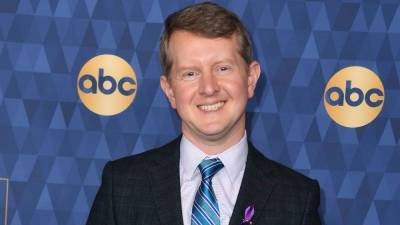 'Jeopardy' champ Ken Jennings defends podcast co-host against claims of child abuse, anti-Semitism - www.foxnews.com