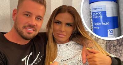 Katie Price says she is taking folic acid for 'help' getting pregnant - www.msn.com