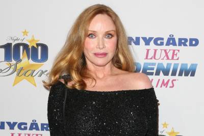 Publicist now says ‘Bond girl’ Tanya Roberts is alive after all: report - nypost.com - Los Angeles