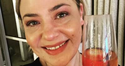 Lisa Armstrong likes tweet about 's**t show of a year' after ex Ant McPartlin gets engaged - www.ok.co.uk