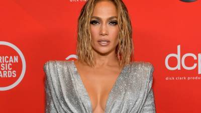 Jennifer Lopez flaunts bikini bod in beachside snap: 'Meditation and affirmations' - www.foxnews.com
