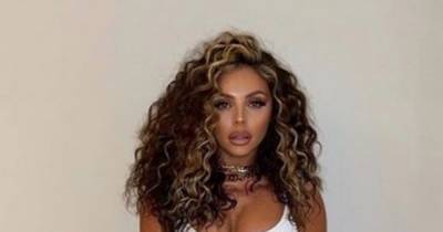 Jesy Nelson wows fans as she shows off her incredible abs in first post of 2021 - www.ok.co.uk