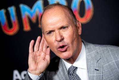 Reporter Clarifies Rumours About Michael Keaton Taking Over As Batman In DCEU Franchise - etcanada.com - New York