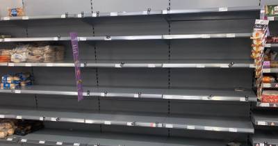 Huge queues and empty shelves at Scots supermarkets as lockdown panic buying returns - www.dailyrecord.co.uk - Scotland