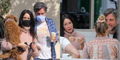 Abigail Spencer & Josh Radnor Hang Out, Have a Little 'HIMYM' Reunion! - www.justjared.com