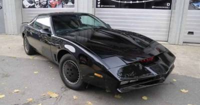 David Hasselhoff's personal KITT car up for auction, and he'll deliver it - www.msn.com - Britain