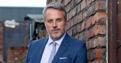 Everything you need to know about Coronation Street's Mark Frost away from playing villain Ray Crosby - www.ok.co.uk