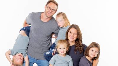 'OutDaughtered' star Danielle Busby's husband asks for prayers amid her mystery illness and 'invasive test' - www.foxnews.com