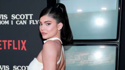 Kylie Jenner accused of 'profiting off pandemic' as she launches own hand sanitiser - heatworld.com