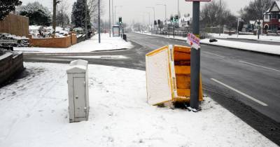 East Ayrshire Council threaten to report drivers 'emptying' grit bins to police - www.dailyrecord.co.uk