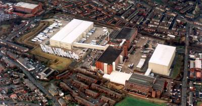 'It's a sad day': End of an era as Shaw Distribution Centre in Oldham - one of the biggest warehouses in the world - shuts down - www.manchestereveningnews.co.uk - Centre - Manchester - county Oldham