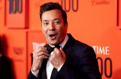 Jimmy Fallon Remembers Losing A Game Of Ping-Pong To Prince And Getting Booed By Brits For Being American - etcanada.com - USA