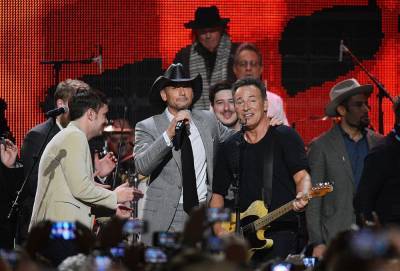 Bruce Springsteen Reveals How Tim McGraw Cheered Him Up After Grammy Loss - etcanada.com