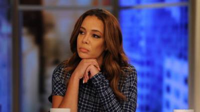 'The View' Co-Host Sunny Hostin Shares That Her Husband's Parents Died of COVID-19 - www.etonline.com
