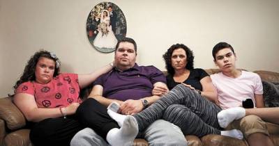 Could your family be the next Tappers? How people get on Gogglebox and how much they get paid - www.manchestereveningnews.co.uk