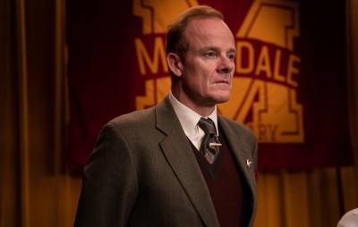 ‘Sex Education’ star Alistair Petrie’s real-life sons are in the show - www.nme.com