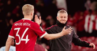 Solskjaer reacts to Van de Beek as United boss left unhappy with Saturday fixture - www.manchestereveningnews.co.uk - Manchester