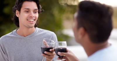 Queer dating 101 | What to ask on your first date - www.mambaonline.com