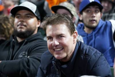 Tom Cruise & Son Connor Take In A San Francisco Giants Game At Oracle Park - etcanada.com - Los Angeles - San Francisco - city San Francisco