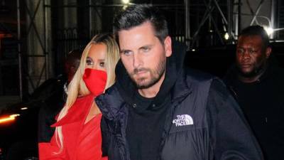 Scott Disick Spotted Out With Kardashian Family After Alleged DM Scandal - www.etonline.com