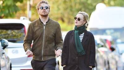 Saoirse Ronan Spotted On Rare Stroll with Boyfriend Jack Lowden — Photos - hollywoodlife.com - London