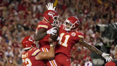 ‘Sunday Night Football’ Bills-Chiefs Match Take Charge Sunday; ‘The Equalizer’ & ‘NCIS: Los Angeles’ Return - deadline.com - Los Angeles - Kansas City