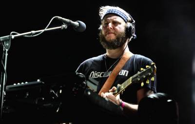 Bon Iver share recordings of ‘Beth/Rest’ and ‘Babys’ from their 2011 AIR Studios session - www.nme.com