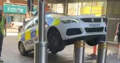 Cops baffled as patrol car is left stranded over automatically raised bollards in Leeds city centre - www.manchestereveningnews.co.uk