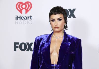 Demi Lovato Suggests Less ‘Derogatory Term’ For Extraterrestrials Than ‘Aliens’ - etcanada.com