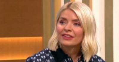 Holly Willoughby reveals bizarre pregnancy craving which saw her 'lick cupcakes' - www.ok.co.uk