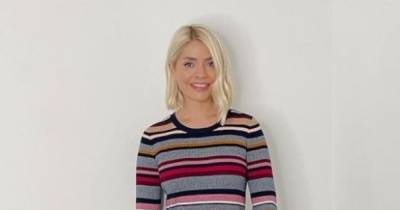 Holly Willoughby wows on This Morning in stunning figure hugging knitted dress - www.ok.co.uk