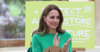 Kate Middleton is a vision in green as she recycles designer coat at Kew Gardens - www.ok.co.uk - New Zealand