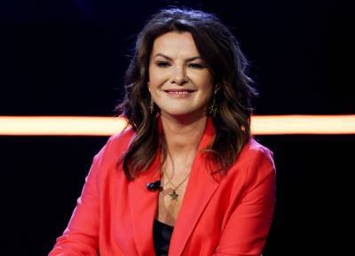 Deirdre O’Kane is ‘careful’ to keep her children out of the limelight - evoke.ie