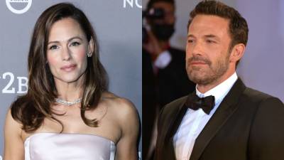 Jennifer Garner’s Boyfriend Is ‘Unlike’ Ben Affleck—Here’s How ‘Committed’ Their Relationship Is - stylecaster.com