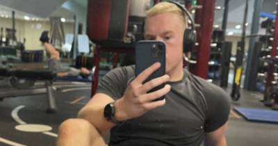 Coronation Street star Colson Smith unveils toned body at gym after 10st weight loss - www.ok.co.uk - Manchester