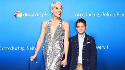 Selma Blair Looks Stunning In Silver Dress On Red Carpet With Adorable Son Arthur — Pics - hollywoodlife.com - Los Angeles - county Blair - city Arthur