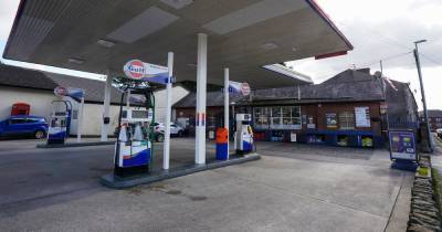 Service station owner 'in tears' after armed robber threatened two employees at gunpoint - www.manchestereveningnews.co.uk - Manchester