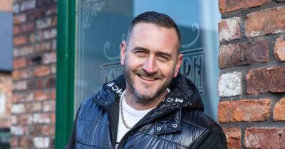 Corrie's Will Mellor plays cheeky pranks on fans of ITV soap and says he's glad he's playing a baddie - www.manchestereveningnews.co.uk