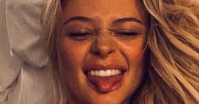 Emily Atack sets pulses racing as she poses in topless in bed after 'forgetting' pyjamas - www.ok.co.uk - Britain