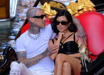 Travis Barker’s colourful dating history saw him eyeing up a different Kardashian - evoke.ie