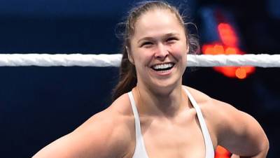 Ronda Rousey Breastfeeds Newborn Baby In New Photo: This ‘Shouldn’t Be Hidden’ - hollywoodlife.com - Hawaii