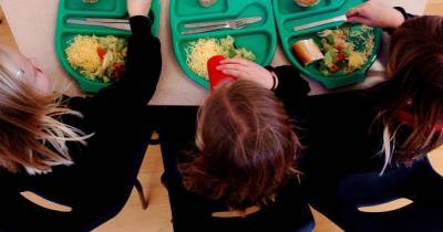 Free school meals support in Manchester to be extended into October half term - www.manchestereveningnews.co.uk - Manchester