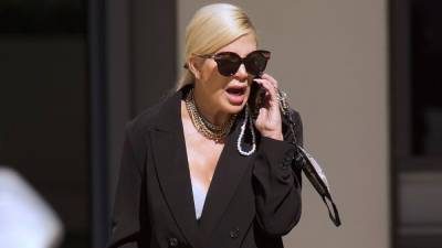 Tori Spelling has heated phone call outside of lawyer's office amid 'assets,' 'custody' talks - www.foxnews.com - Los Angeles