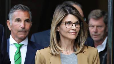 Lori Loughlin, Mossimo Giannulli request permission from judge to attend wedding in Mexico - www.foxnews.com - Mexico - city San Jose
