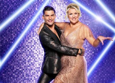 ‘Imagine my husband is yours!’ Strictly gears up for another steamy ‘kiss’ - evoke.ie