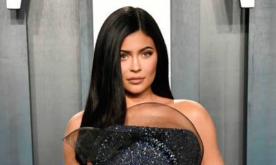 Kylie Jenner Flaunts Her 'Growing' Baby Bump in New Shadow Photo - www.justjared.com