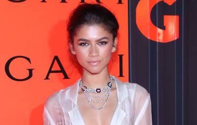 Zendaya calls out social media for making her feel “anxious” - www.nme.com