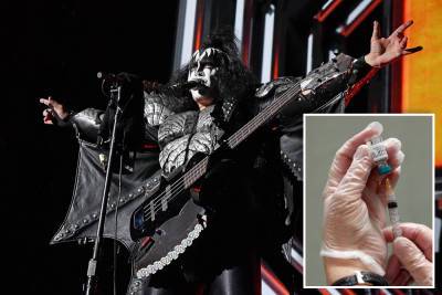 Gene Simmons tells anti-vaxxers to kiss off: ‘Get over yourselves!’ - nypost.com - Britain