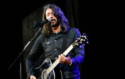Dave Grohl was “scared” to write about Kurt Cobain’s death in new memoir - www.nme.com - Washington